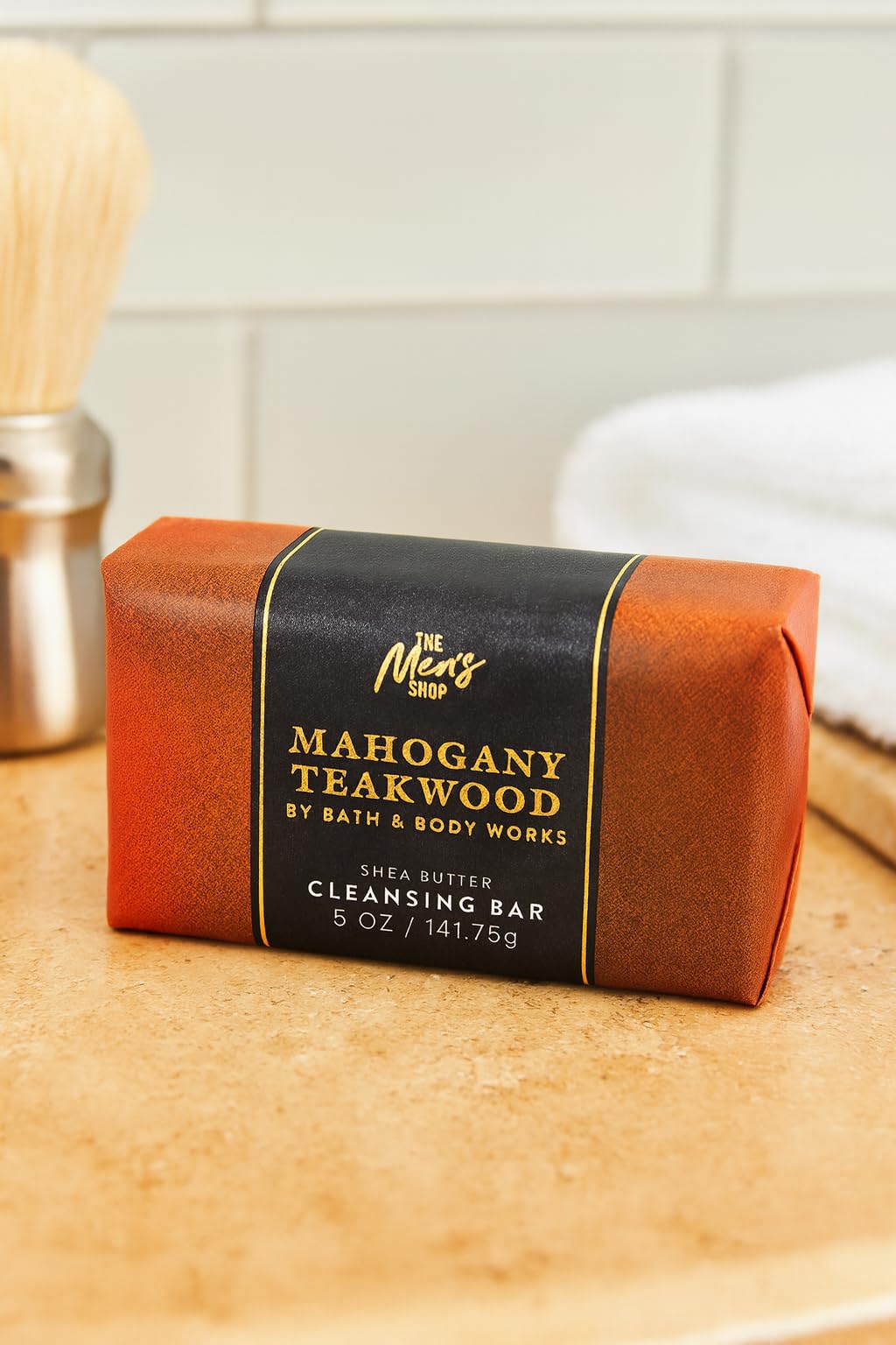 Bath & Body Works Mahogany Teakwood Shea Butter Cleansing Bar – 3 Pack – Mahogany, Oak & Lavender Scent – 5 oz Each